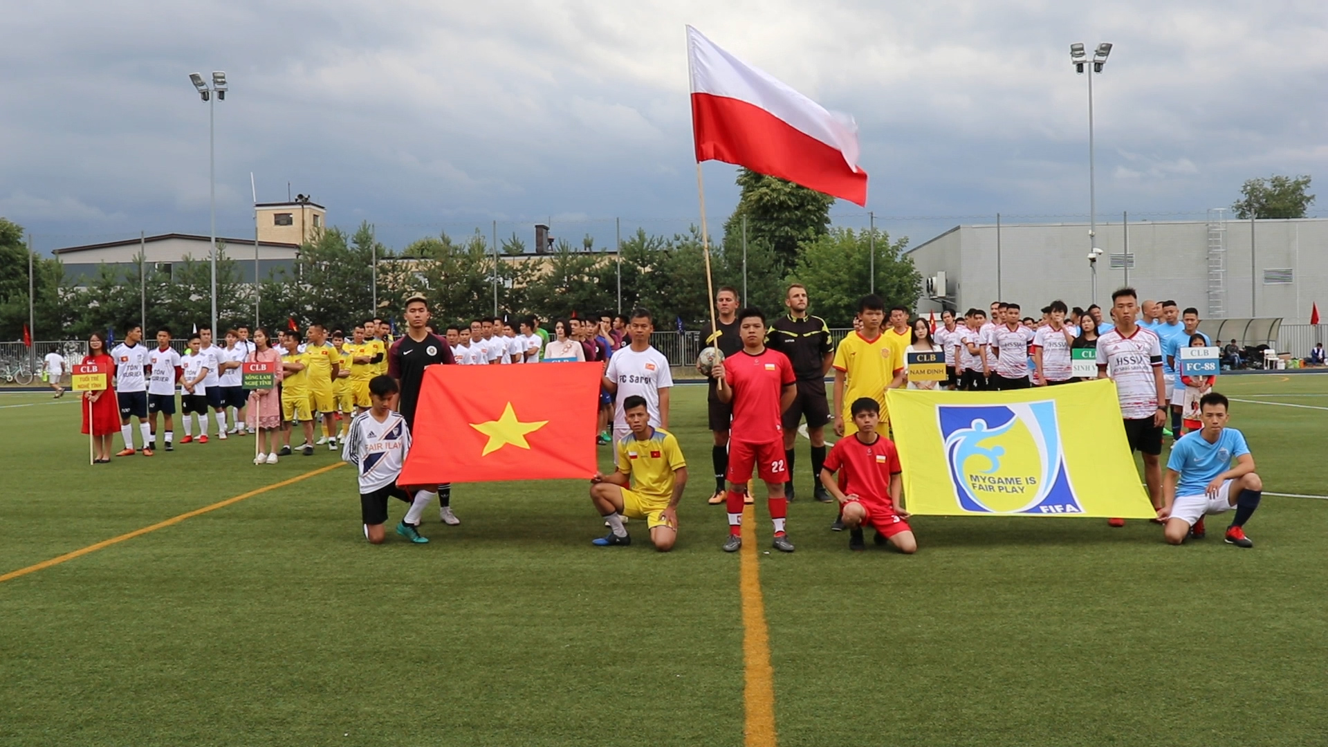 Khai mạc giải bóng đá cộng đồng hè 2019 tại Ba Lan